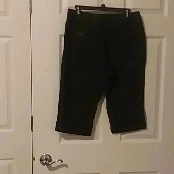 💙🌹 Black Bermuda shorts - Picture 7 of 11